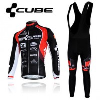 Equipo Ciclista CUBE largo